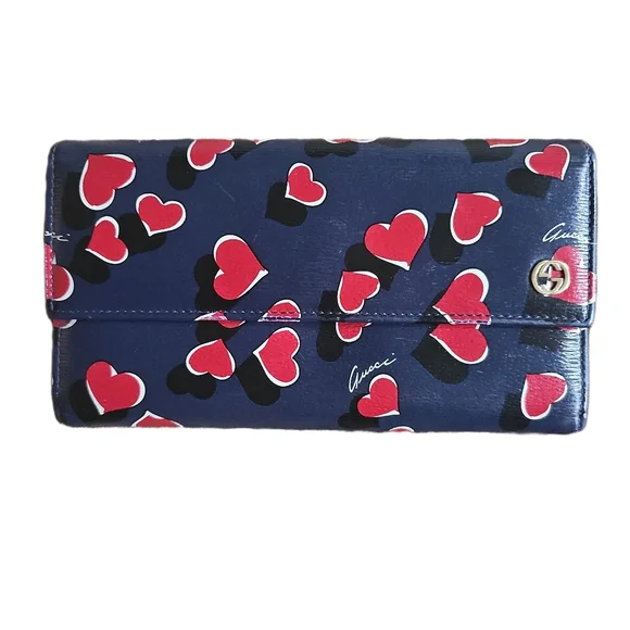 Authentic Gucci LIMITED EDITION Blue and Red Heart Pattern Wallet - Picture 1 of 9